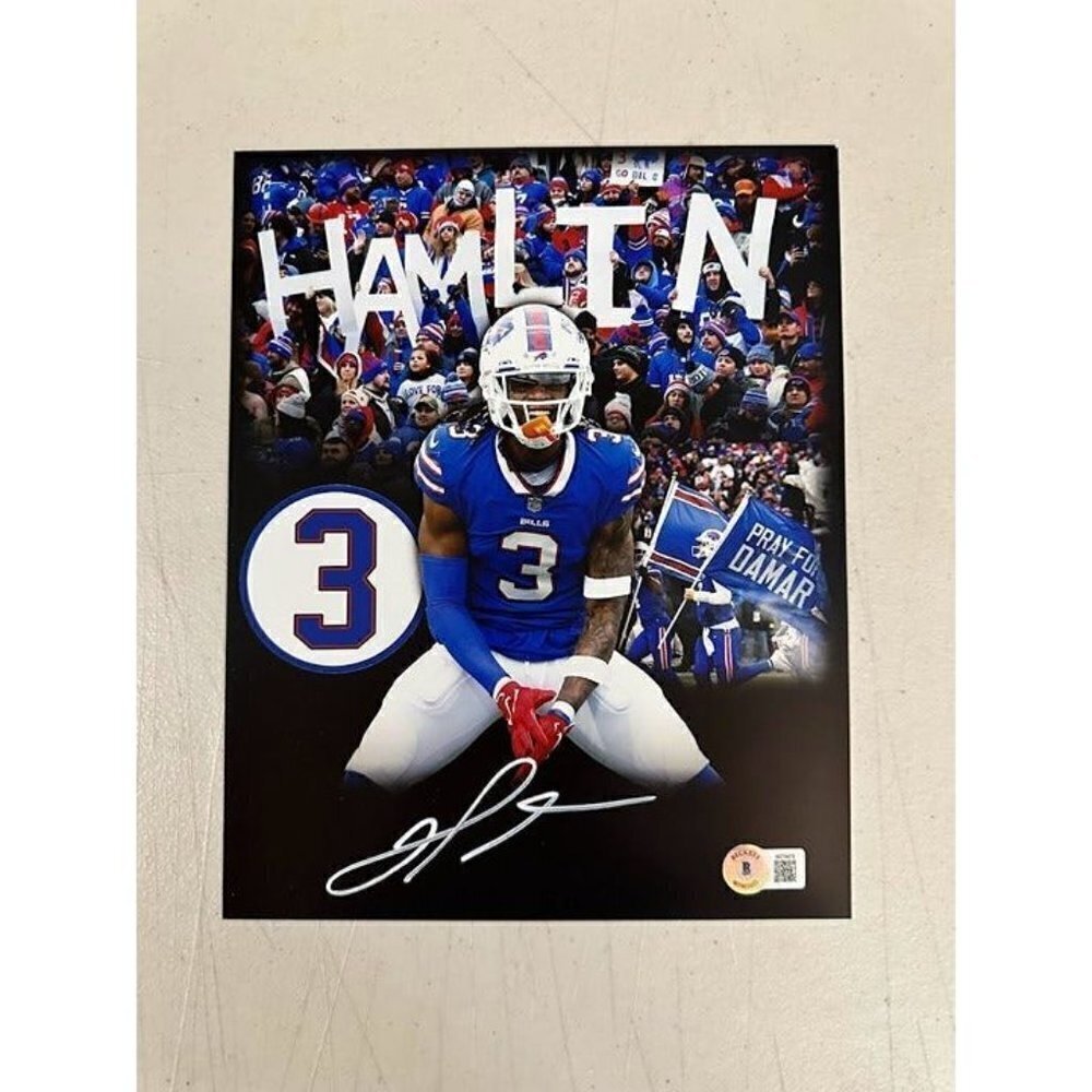 Damar Hamlin signed autographed Buffalo Bills 8x10 photo Beckett